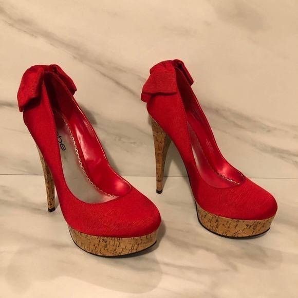 Bebe Stiletto High Heels Kahilia Ruby Red Size 8 Platform Cork Bow Formal - Picture 2 of 16